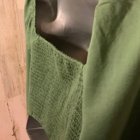 Cropped Top - Picture 5 of 5